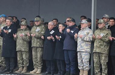 Pençe-Kilit Şehitlerimiz İçin Şırnak 23’üncü Piyade Tümen Komutanlığında Tören Düzenlendi