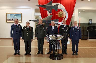 Millî Savunma Bakanı Yaşar Güler, Konya’daki 3’üncü Ana Jet Üs Komutanlığında İnceleme ve Denetlemelerde Bulundu