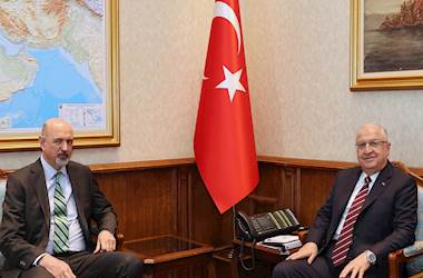 Millî Savunma Bakanı Yaşar Güler, Avustralya'nın Türkiye Büyükelçisi Miles Armitage’i Kabul Etti