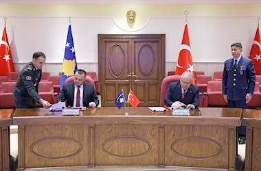 Millî Savunma Bakanı Yaşar Güler, Kosova Savunma Bakanı Ejup Maqedonci ile Ankara’da Bir Araya Geldi