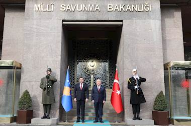 Millî Savunma Bakanı Yaşar Güler, Kosova Savunma Bakanı Ejup Maqedonci ile Ankara’da Bir Araya Geldi