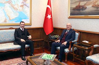 Millî Savunma Bakanı Yaşar Güler, Riyad Büyükelçisi Olarak Atanan Emrullah İşler'i Kabul Etti