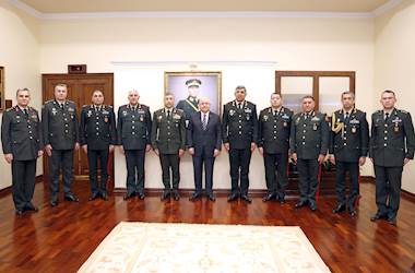 Millî Savunma Bakanı Yaşar Güler, Azerbaycan Silahlı Kuvvetlerinde Görevli Generalleri Kabul Etti