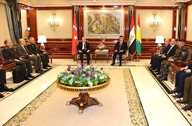 Millî Savunma Bakanı Yaşar Güler, Erbil’de IKBY Bölge Başkanı Neçirvan Barzani ile Görüşme Gerçekleştirdi