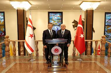Millî Savunma Bakanı Yaşar Güler, KKTC Dışişleri Bakanı Tahsin Ertuğruloğlu İle Bir Araya Geldi