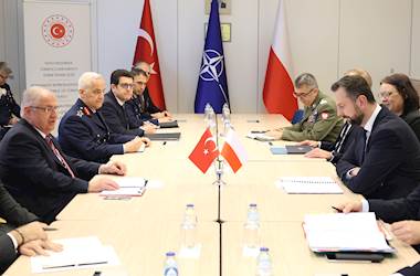 Millî Savunma Bakanı Yaşar Güler, Polonya Savunma Bakanı Wladyslaw Kosiniak-Kamysz ile Bir Araya Geldi