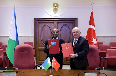 Millî Savunma Bakanı Yaşar Güler, Cibuti Savunma Bakanı Hassan Omar Mohamed Bourhan ile Bir Araya Geldi