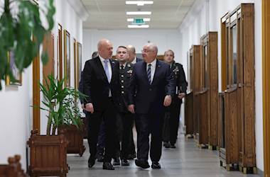 Millî Savunma Bakanı Yaşar Güler, Bulgaristan Savunma Bakanı Todor Tagarev ile Bir Araya Geldi