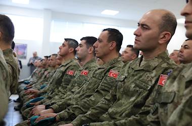 Millî Savunma Bakanı Yaşar Güler, Bosna Hersek’te Türk Temsil Heyet Başkanlığını Ziyaret Etti