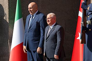 Millî Savunma Bakanı Yaşar Güler, İtalya Savunma Bakanı Guido Crosetto ile Bir Araya Geldi