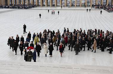 Sayın Demet Güler ve Beraberindeki Heyet, Kadınlar Günü Dolayısıyla Anıtkabir’i Ziyaret Etti