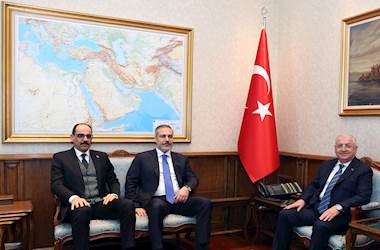 Millî Savunma Bakanı Yaşar Güler, Dışişleri Bakanı Hakan Fidan ve MİT Başkanı İbrahim Kalın, Millî Savunma Bakanlığında Bir Araya Geldi