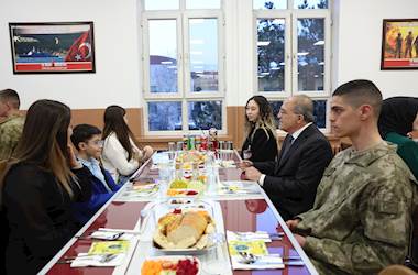 18 Mart Şehitler Günü Dolayısıyla Millî Savunma Bakanlığında Tören Düzenlendi