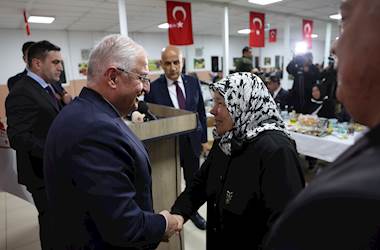 Millî Savunma Bakanı Yaşar Güler, Kahramanmaraş’ta Şehit Aileleri ve Gazilerle İftar Yaptı