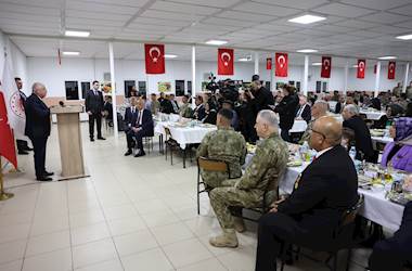 Millî Savunma Bakanı Yaşar Güler, Kahramanmaraş’ta Şehit Aileleri ve Gazilerle İftar Yaptı