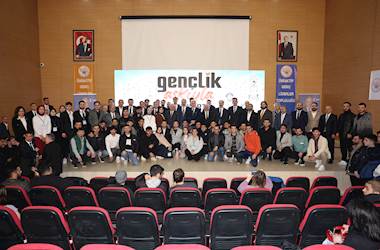 Millî Savunma Bakanı Yaşar Güler, Bayburt Üniversitesi’nde Gençlerle Bir Araya Geldi