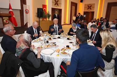 Millî Savunma Bakanı Yaşar Güler, Kırşehir’de Şehit Aileleri ve Gazilerle Bir Araya Geldi