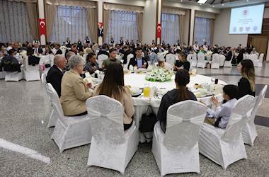Millî Savunma Bakanı Yaşar Güler, Ankara’da Şehit Aileleri ve Gazilerle İftar Yaptı