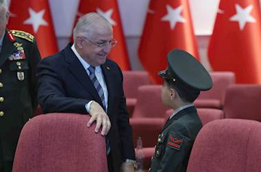 Millî Savunma Bakanı Yaşar Güler, TRT Çocuk Korosu ile Millî Savunma Bakanlığında Bir Araya Geldi