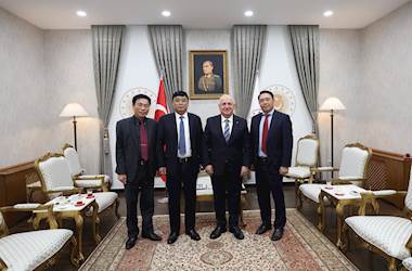 Millî Savunma Bakanı Yaşar Güler, Vietnam Savunma Sanayi Başkanı Korgeneral Quang Tuan’ı Kabul Etti