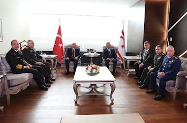 Millî Savunma Bakanı Yaşar Güler ve Beraberindeki TSK Komuta Kademesi KKTC’ye Gitti