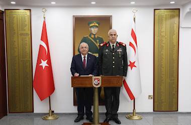 Millî Savunma Bakanı Yaşar Güler, Kıbrıs Güvenlik Kuvvetleri Komutanlığında İnceleme ve Denetlemelerde Bulundu