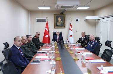 Millî Savunma Bakanı Yaşar Güler, Kıbrıs Güvenlik Kuvvetleri Komutanlığında İnceleme ve Denetlemelerde Bulundu