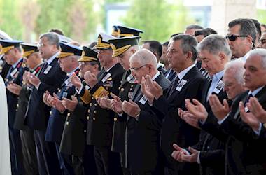Kahraman Şehidimiz Piyade Astsubay Kıdemli Çavuş Ata Göçmen Son Yolculuğuna Uğurlandı