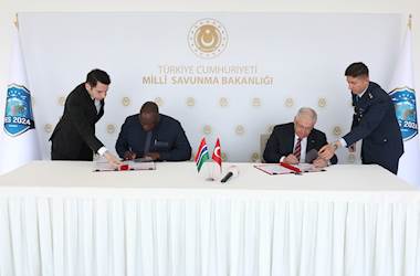 Millî Savunma Bakanı Yaşar Güler, Gambiya Savunma Bakanı Sering Modou Njie ile Bir Araya Geldi