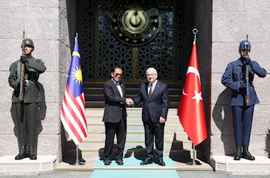 Millî Savunma Bakanı Yaşar Güler, Malezya Savunma Bakanı Mohamed Khaled Bin Nordin ile Bir Araya Geldi