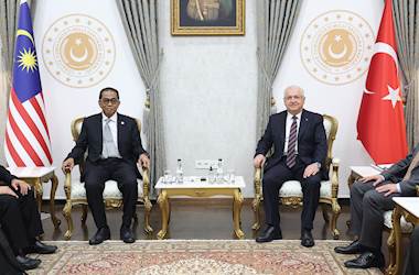 Millî Savunma Bakanı Yaşar Güler, Malezya Savunma Bakanı Mohamed Khaled Bin Nordin ile Bir Araya Geldi