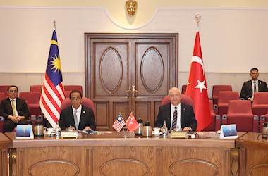 Millî Savunma Bakanı Yaşar Güler, Malezya Savunma Bakanı Mohamed Khaled Bin Nordin ile Bir Araya Geldi