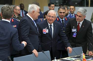 Millî Savunma Bakanı Yaşar Güler, NATO Karargâhında Ukrayna Konulu Oturuma Katıldı