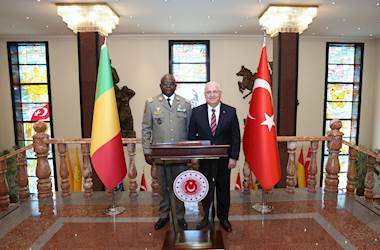 Millî Savunma Bakanı Yaşar Güler, Mali Kara Kuvvetleri Komutanı Tuğgeneral Harouna Samake'yi Kabul Etti