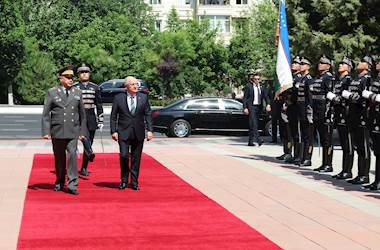 Millî Savunma Bakanı Yaşar Güler, Özbekistan Savunma Bakanı Korgeneral Bahadır Kurbanov ile Bir Araya Geldi