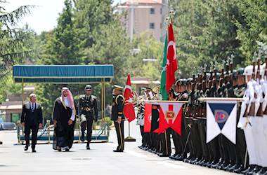 Millî Savunma Bakanı Yaşar Güler, Suudi Arabistan Savunma Bakanı Halid Bin Selman El-Suud ile Bir Araya Geldi