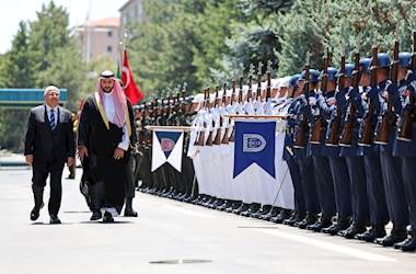 Millî Savunma Bakanı Yaşar Güler, Suudi Arabistan Savunma Bakanı Halid Bin Selman El-Suud ile Bir Araya Geldi