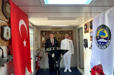 Activities of TCG YÜZBAŞI GÜNGÖR DURMUŞ and Minehunter TCG AKÇAY Within Black Sea Mine Countermeasures Task Group