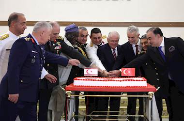 Millî Savunma Bakanı Yaşar Güler ve Beraberindeki TSK Komuta Kademesi, KKTC Silahlı Kuvvetler Günü Resepsiyonuna Katıldı