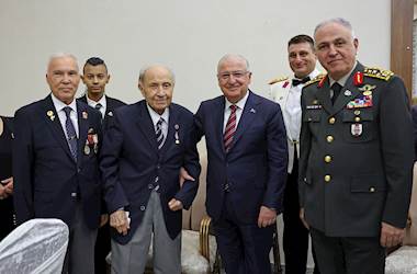Millî Savunma Bakanı Yaşar Güler ve Beraberindeki TSK Komuta Kademesi, KKTC Silahlı Kuvvetler Günü Resepsiyonuna Katıldı