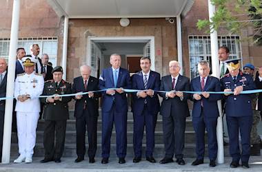 Cumhurbaşkanımız Sn. Recep Tayyip Erdoğan, Ahlat Komando Tabur Komutanlığımızın Açılışını Gerçekleştirdi