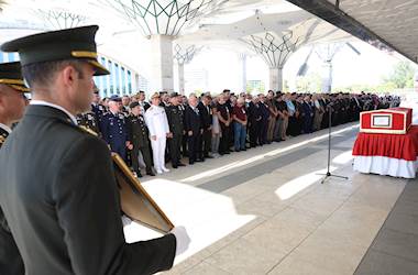 Millî Savunma Bakanı Yaşar Güler, Eski Jandarma Genel Komutanı Emekli Orgeneral Galip Mendi’nin Cenaze Törenine Katıldı