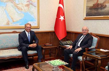 Millî Savunma Bakanı Yaşar Güler, ABD'nin Ankara Büyükelçisi Jeffry L. Flake'i Kabul Etti