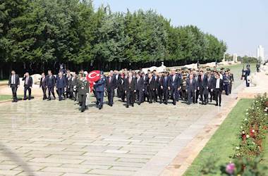 30 Ağustos Zafer Bayramı Dolayısıyla Cumhurbaşkanımız Sn. Erdoğan Başkanlığındaki Devlet Erkânı Anıtkabir’i Ziyaret Etti