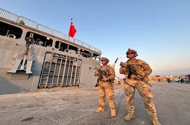 Tahliye Gemilerimiz Beyrut Limanı'ndan Yola Çıktı 