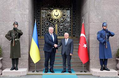 Millî Savunma Bakanı Yaşar Güler, Ukrayna Dışişleri Bakanı Andriy Sibiha ile Bir Araya Geldi