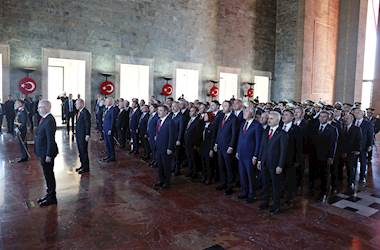 Cumhurbaşkanımız Sayın Recep Tayyip Erdoğan Başkanlığındaki Devlet Erkânı, 29 Ekim Cumhuriyet Bayramı Dolayısıyla Anıtkabir'i Ziyaret Etti