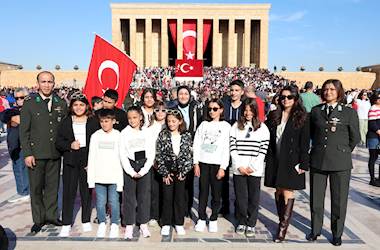 Hakkârili Öğrencilerimizden Anıtkabir’e Ziyaret