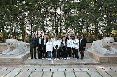 Hakkârili Öğrencilerimizden Anıtkabir’e Ziyaret