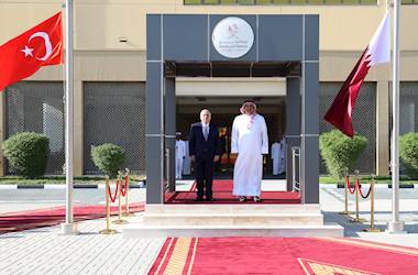 Bakan Yaşar Güler, Katar Başbakan Yardımcısı ve Savunma Bakanı Khalid Bin Muhammed Al Attiyah ile Bir Araya Geldi